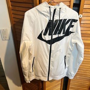 Nike Windbreaker White and Black Size Small